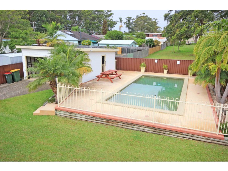 460 Ocean Drive, Laurieton NSW 2443