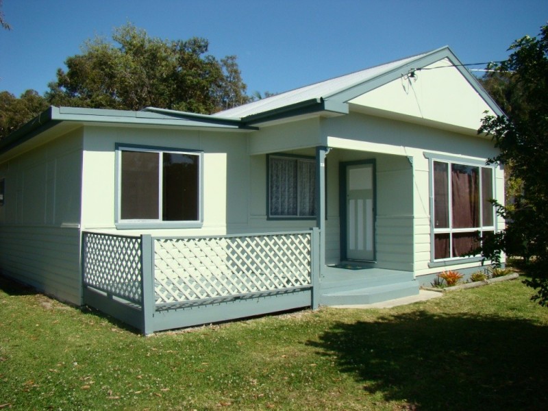 32 Camden Head Road, Dunbogan NSW 2443