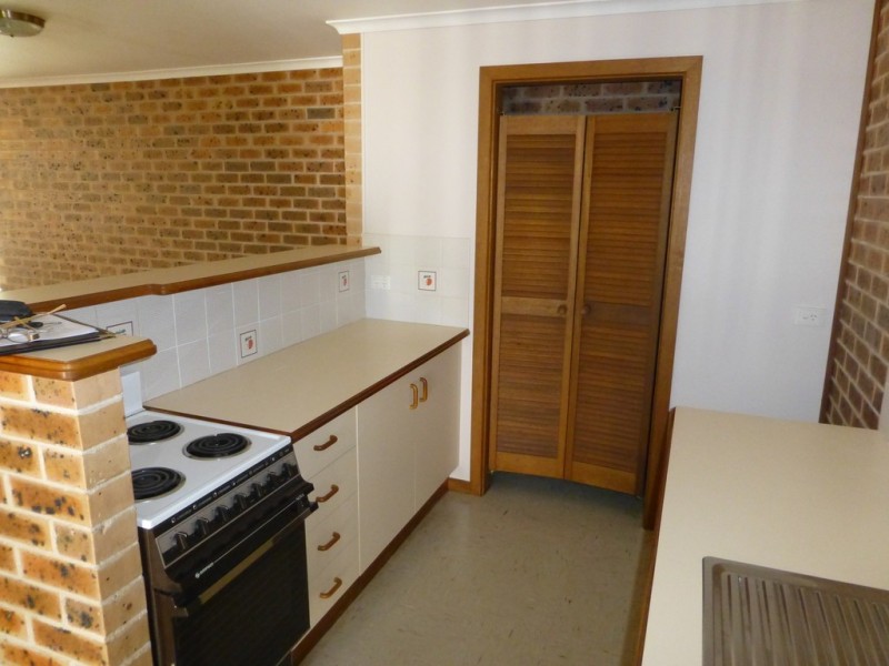 2/11 Blackbutt Crescent, Laurieton NSW 2443