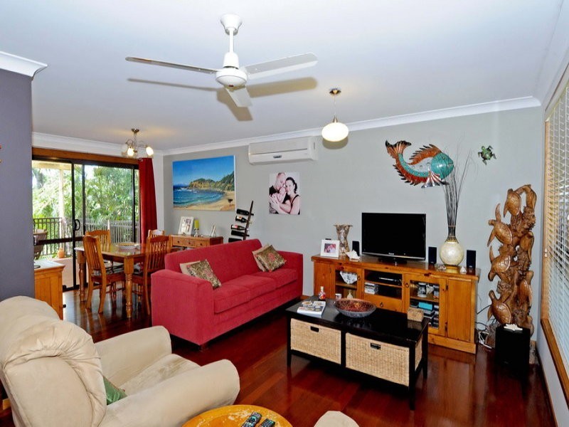 25 Ernest Street, Lake Cathie NSW 2445