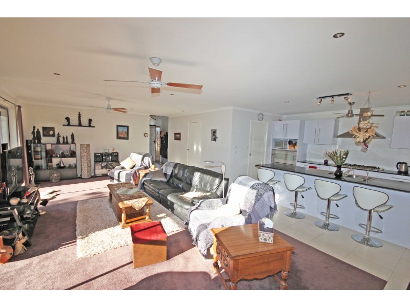 11 Wren Close, Laurieton NSW 2443