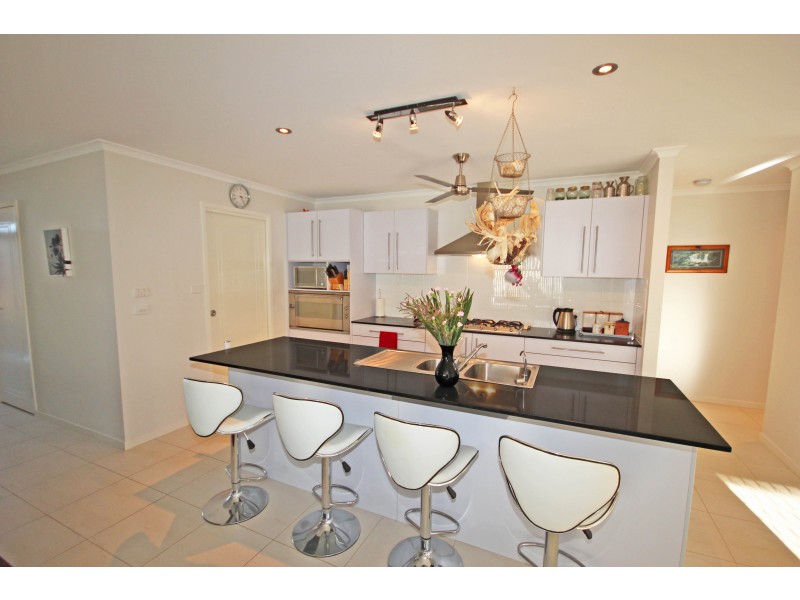 11 Wren Close, Laurieton NSW 2443