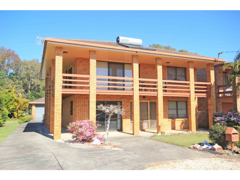 50 Bell Street, Dunbogan NSW 2443