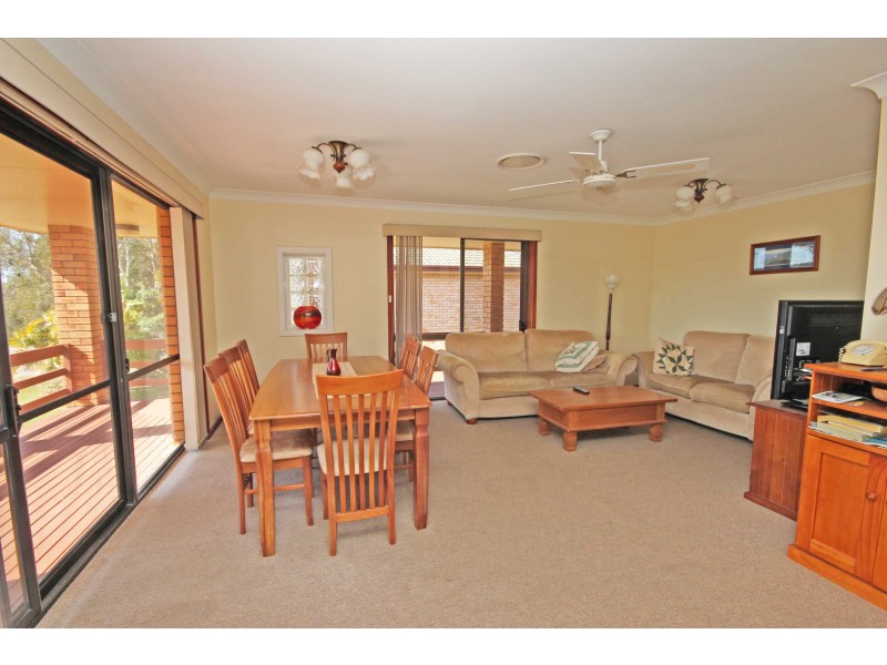 50 Bell Street, Dunbogan NSW 2443