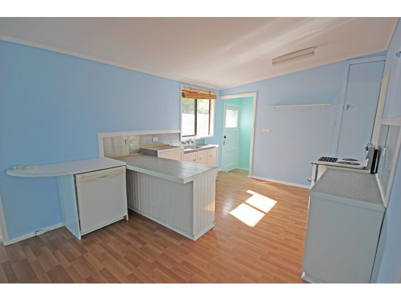 1 Arnott Street, Laurieton NSW 2443
