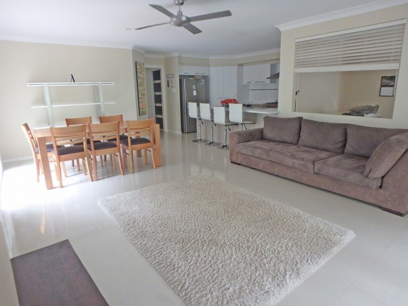 22 Ellerslie Crescent, Laurieton NSW 2443