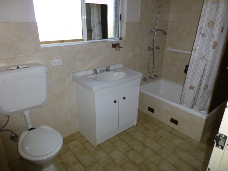 2/11 Blackbutt Crescent, Laurieton NSW 2443