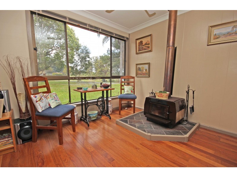 9 Wharf Road, Johns River NSW 2443