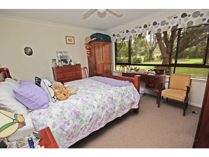 9 Wharf Road, Johns River NSW 2443