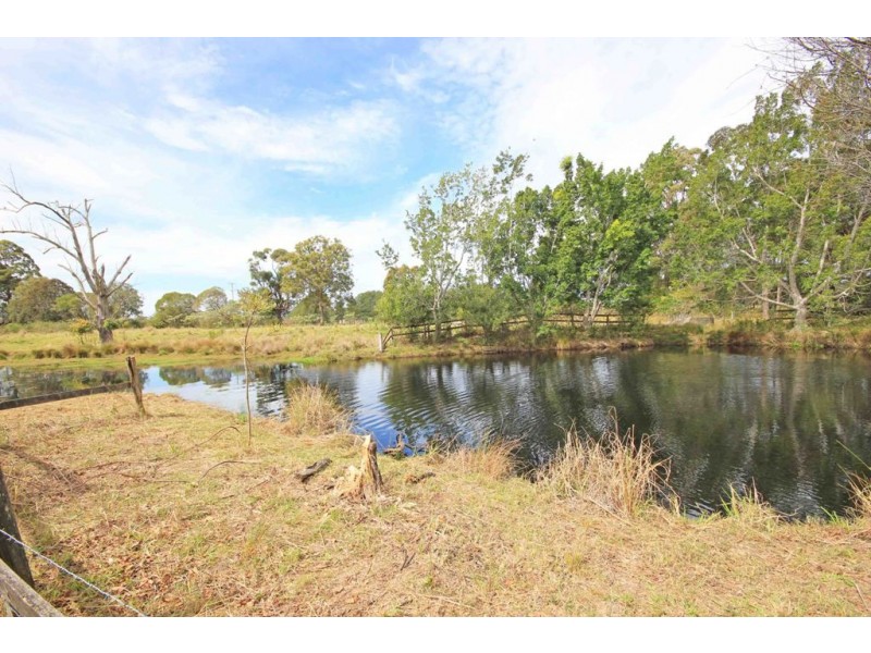 9 Wharf Road, Johns River NSW 2443