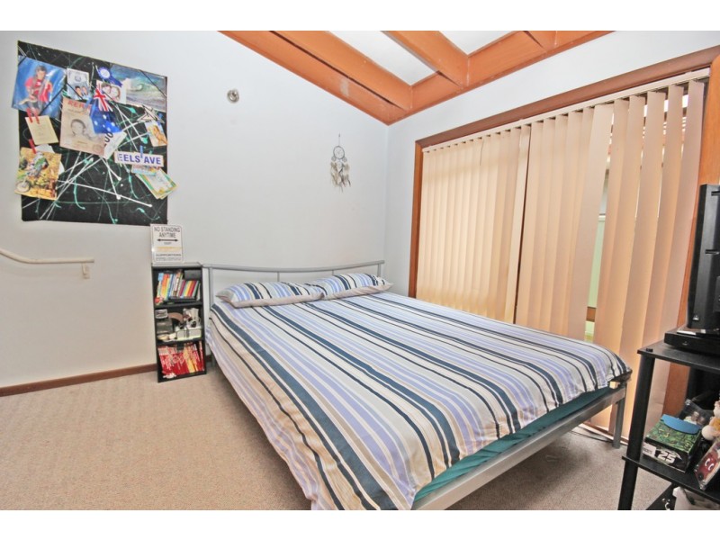 33 Lake Street, Laurieton NSW 2443