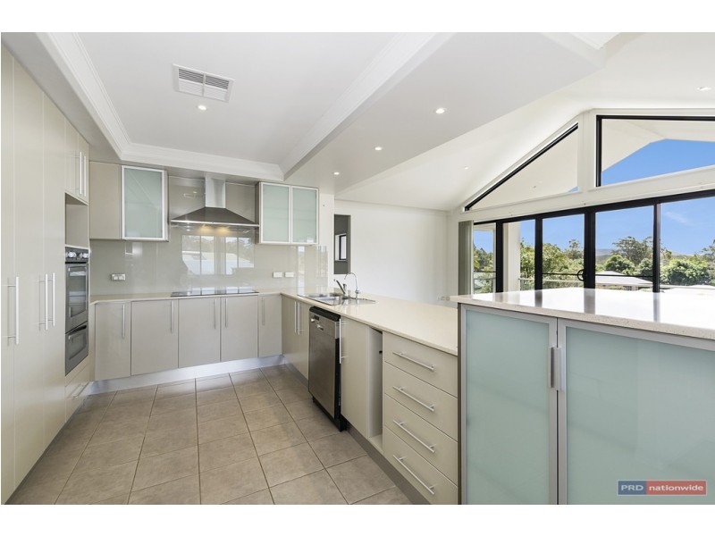 11 Fairwinds Avenue, Lakewood NSW 2443