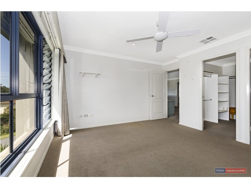 11 Fairwinds Avenue, Lakewood NSW 2443