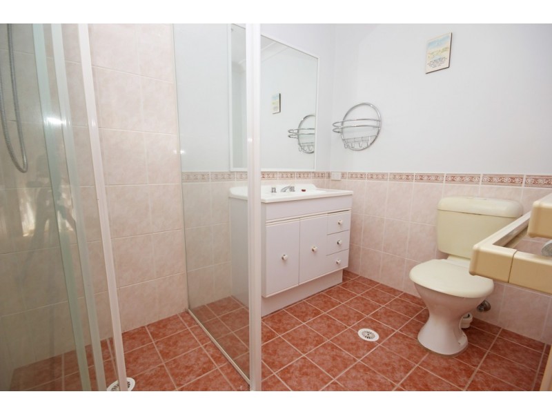 1 Fairwinds Avenue, Lakewood NSW 2443