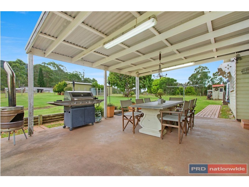 107 Riddles Brush Road, Moorland NSW 2443