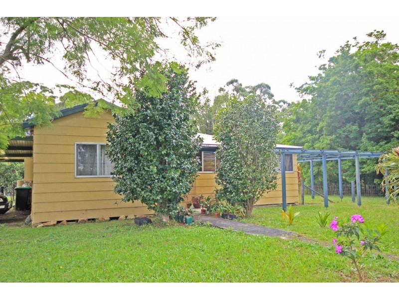 27 Station Street, Johns River NSW 2443