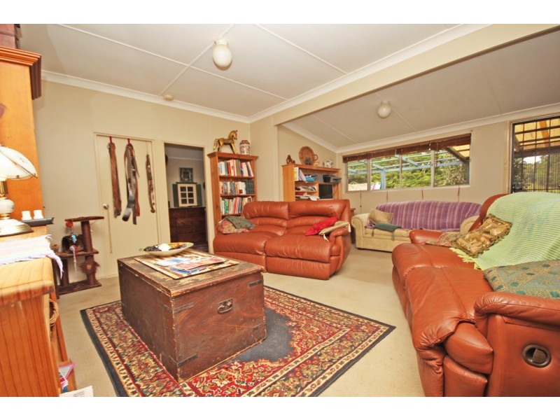 27 Station Street, Johns River NSW 2443