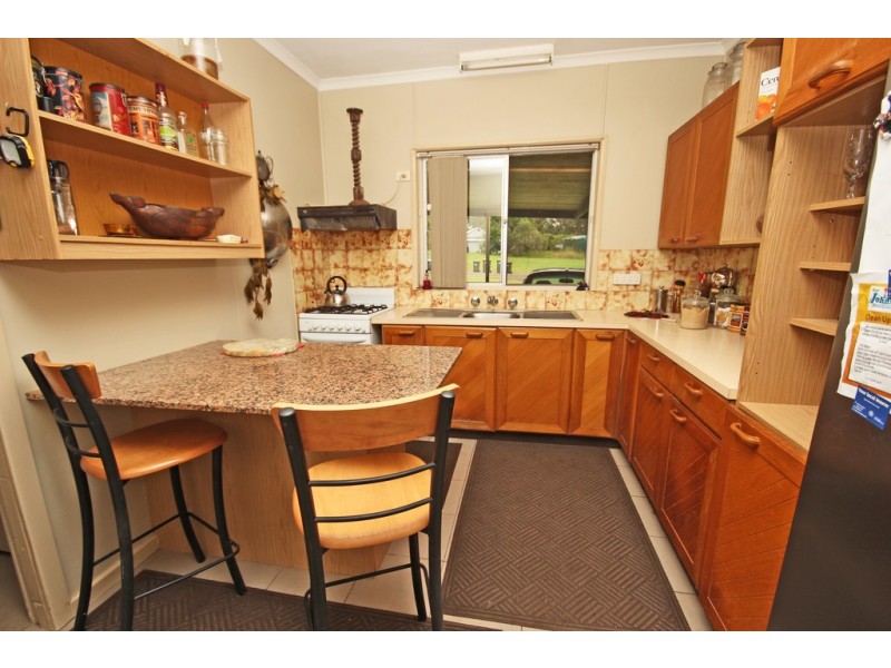 27 Station Street, Johns River NSW 2443