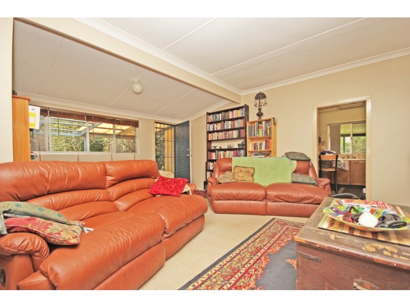 27 Station Street, Johns River NSW 2443