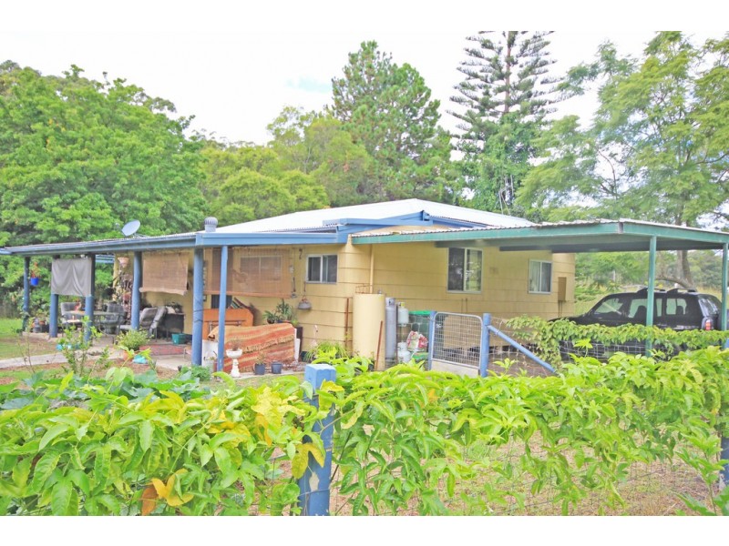 27 Station Street, Johns River NSW 2443