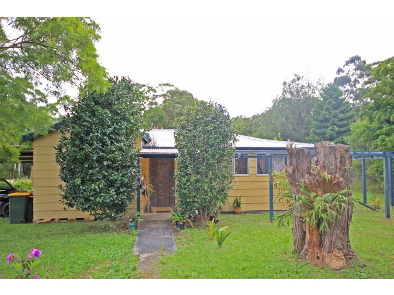 27 Station Street, Johns River NSW 2443