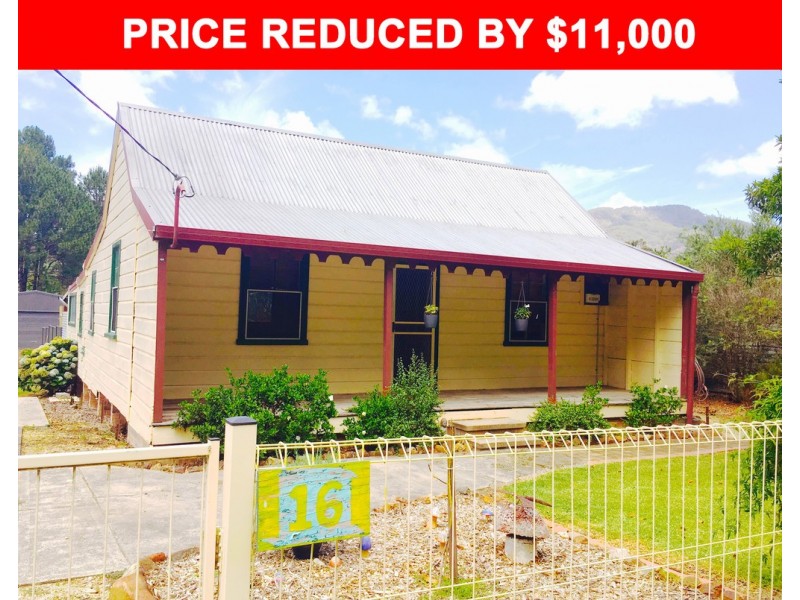 16 Thomas Street, Johns River NSW 2443