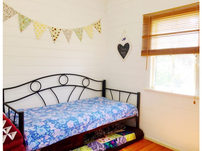 16 Thomas Street, Johns River NSW 2443