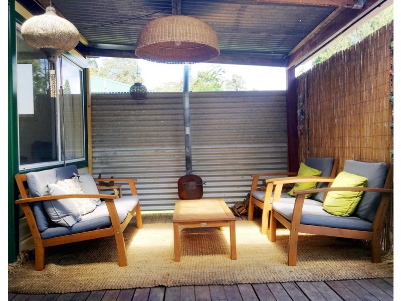 16 Thomas Street, Johns River NSW 2443