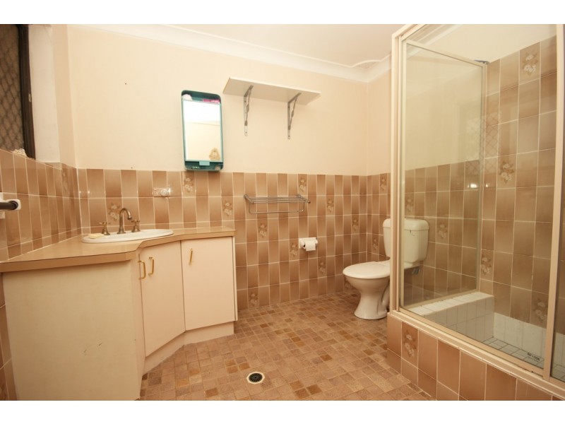 3/2 Hope Close, Dunbogan NSW 2443