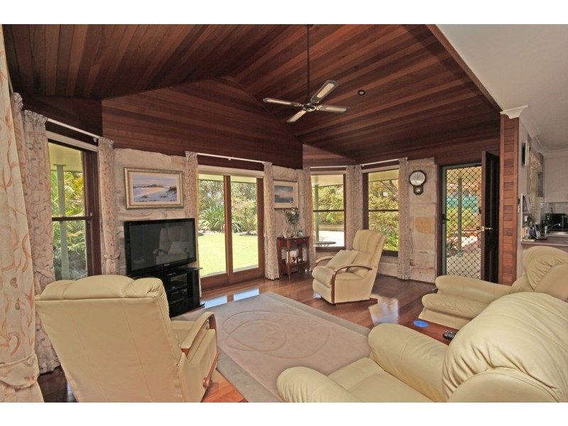 6 Pindari Drive, Dunbogan NSW 2443