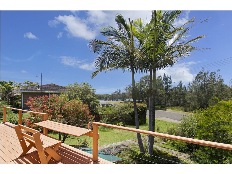 43 Bell Street, Dunbogan NSW 2443