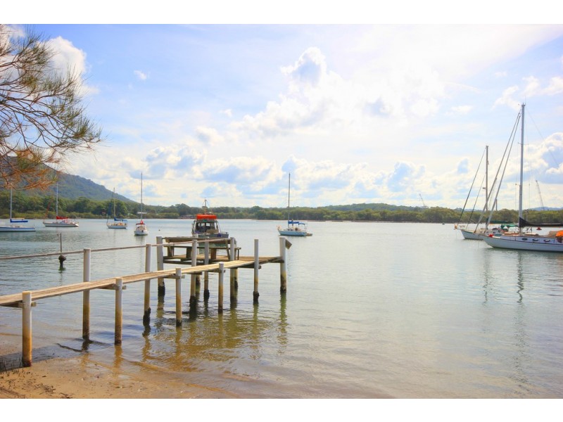 42 The Boulevarde, Dunbogan NSW 2443