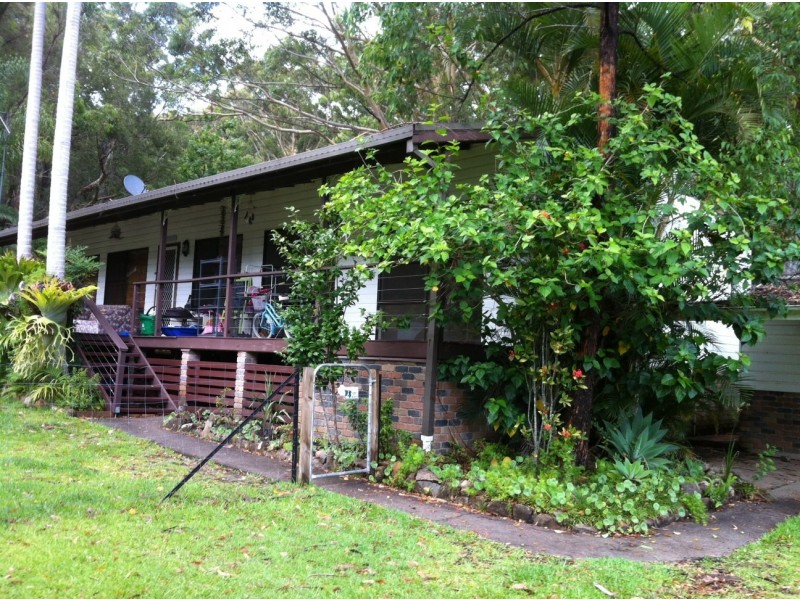 384 Ocean Drive, West Haven NSW 2443