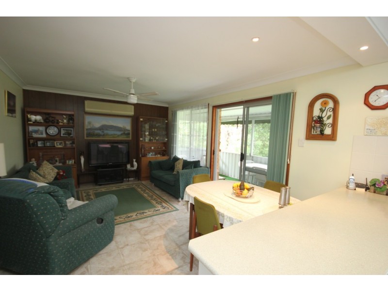 9 Bergalia Crescent, Camden Head NSW 2443