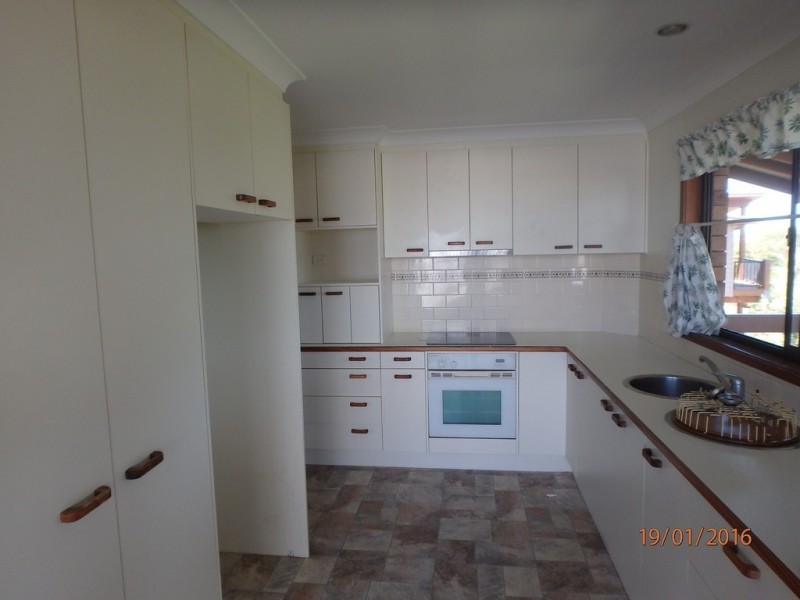 13 Bergalia Crescent, Camden Head NSW 2443