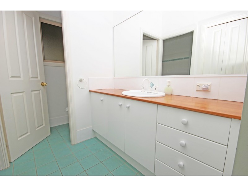 16 Pindari Drive, Dunbogan NSW 2443