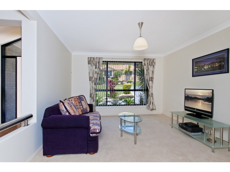 10 Fairwinds Avenue, Laurieton NSW 2443