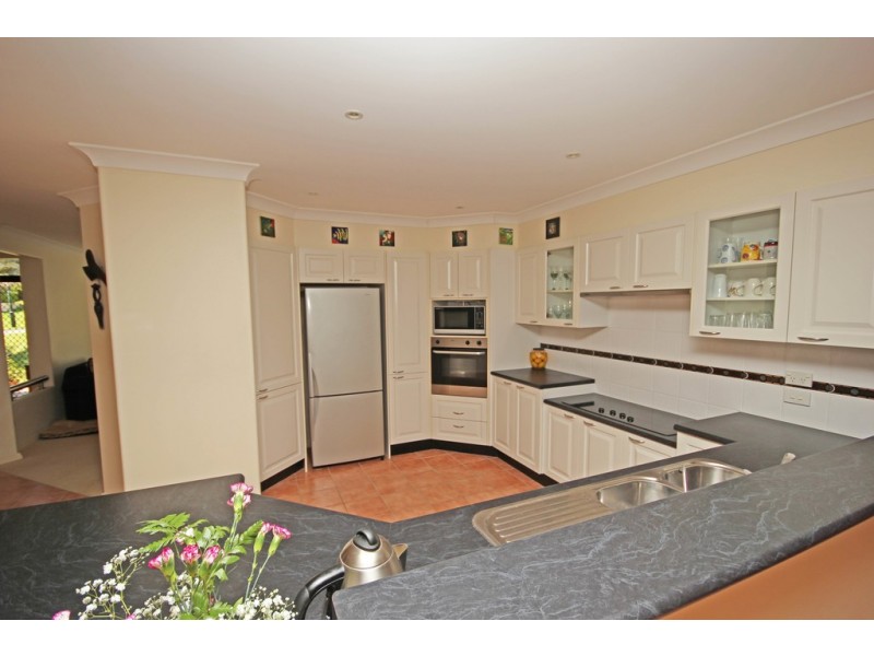 10 Fairwinds Avenue, Laurieton NSW 2443