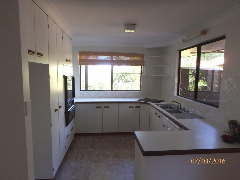 374 Ocean Drive, West Haven NSW 2443