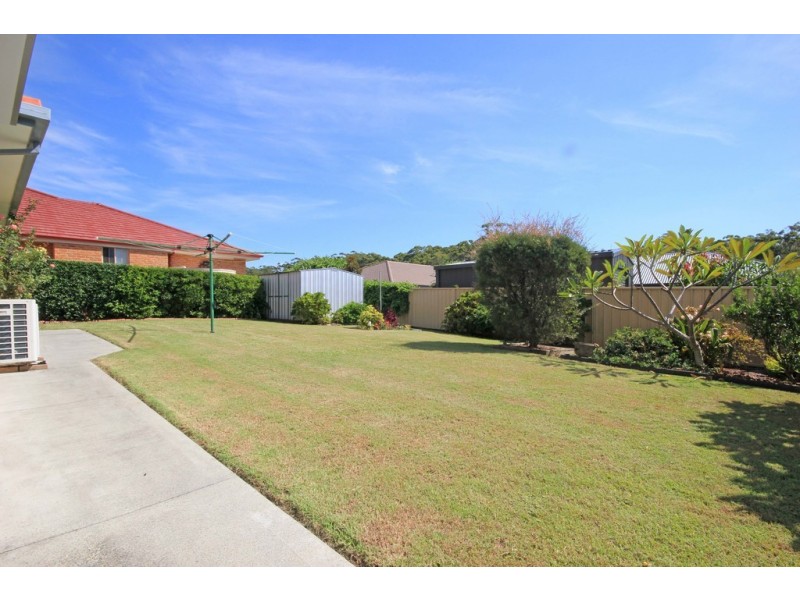 9 Flinders Drive, Laurieton NSW 2443
