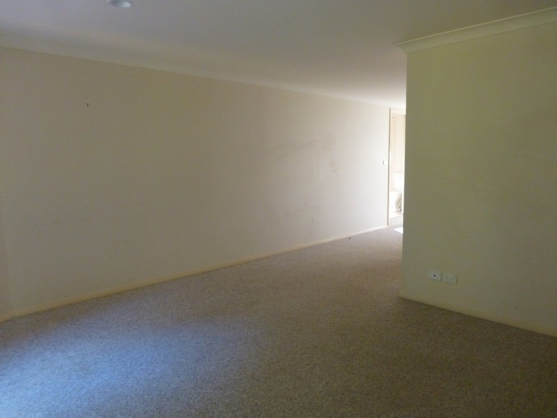 2/24 Bold Street, Laurieton NSW 2443