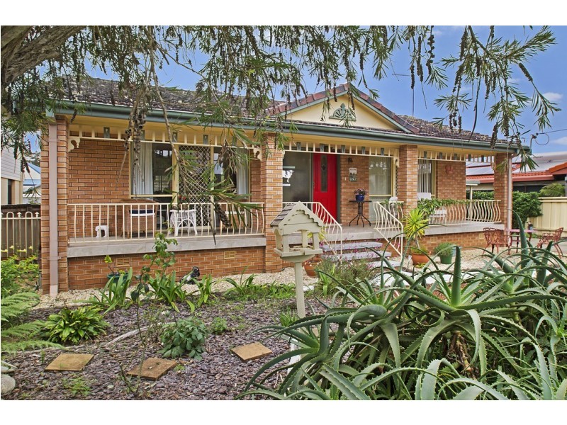 18 Bayside Avenue, North Haven NSW 2443