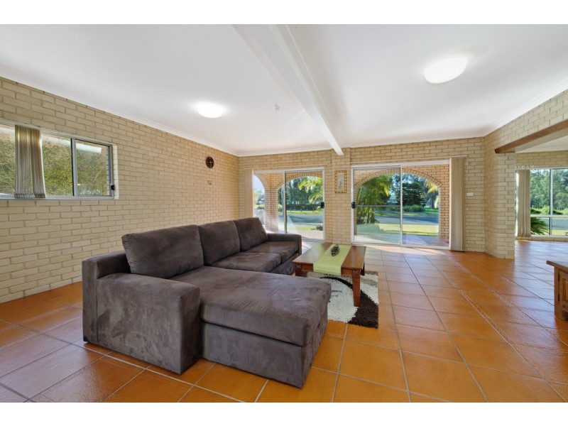 18 Camden Head Road, Dunbogan NSW 2443