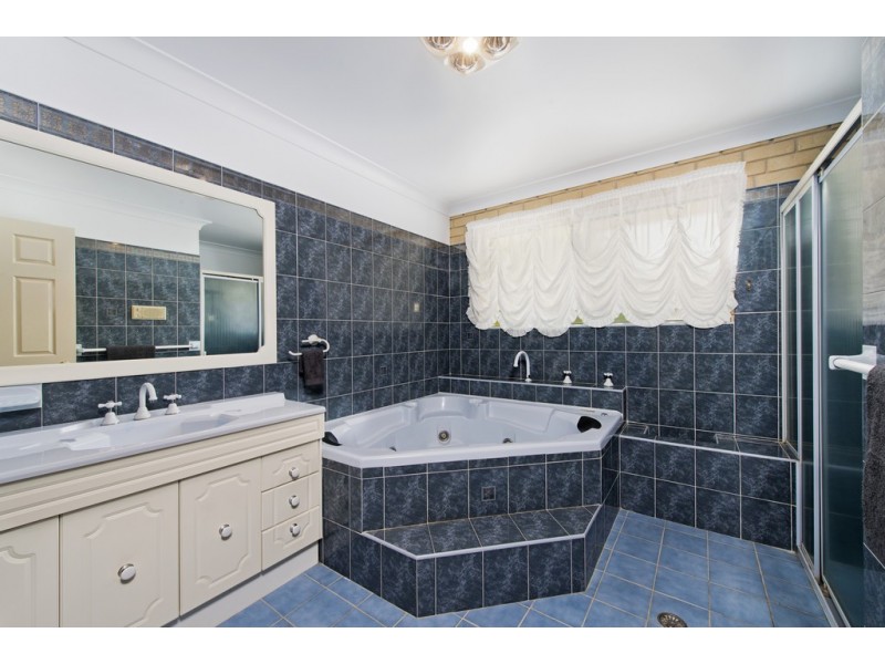 18 Camden Head Road, Dunbogan NSW 2443