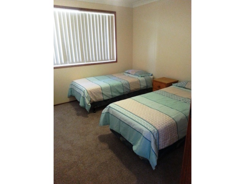 19 The Parade, North Haven NSW 2443