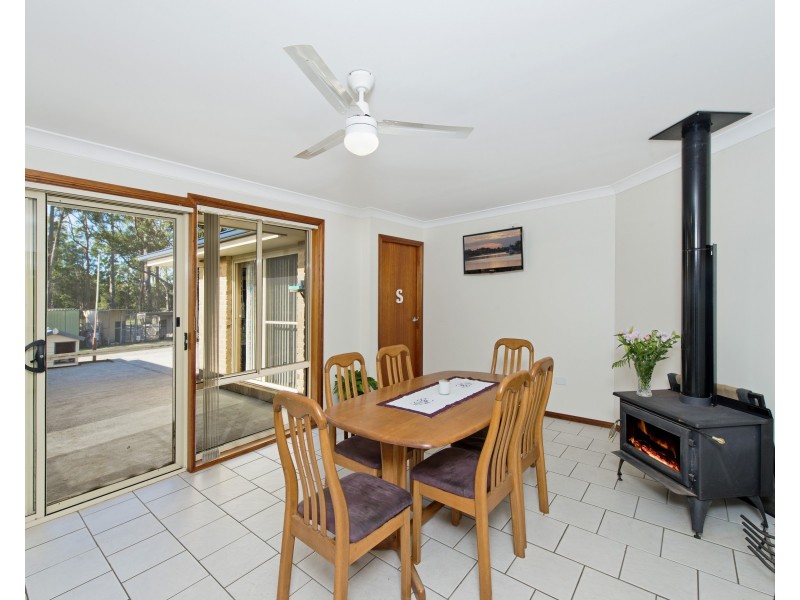 9 Benaroon Drive, Kendall NSW 2439