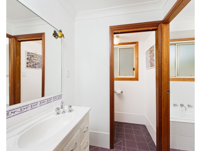 9 Benaroon Drive, Kendall NSW 2439