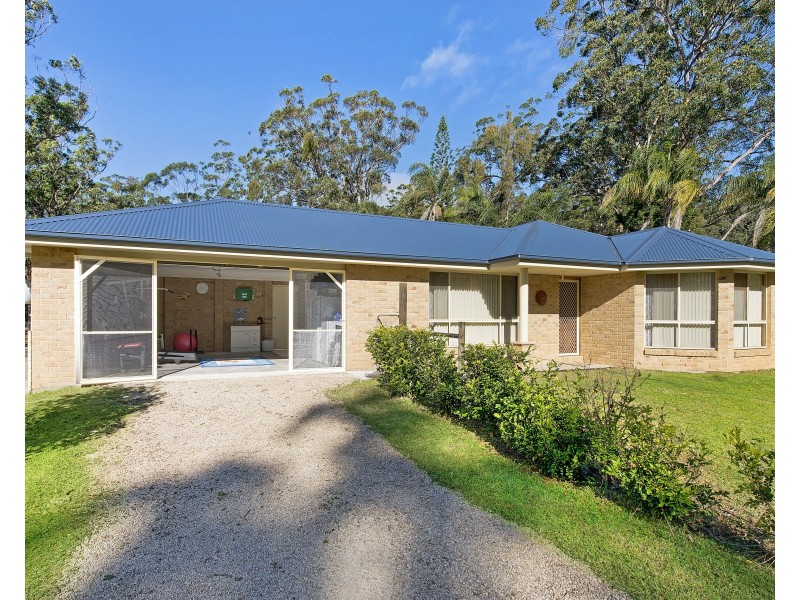 9 Benaroon Drive, Kendall NSW 2439