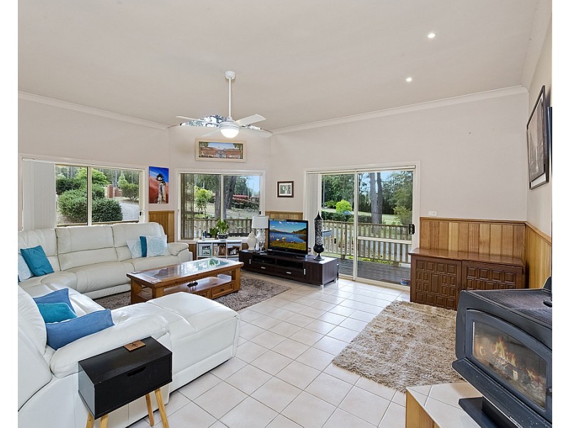 15 Glen Haven Drive, Kew NSW 2439