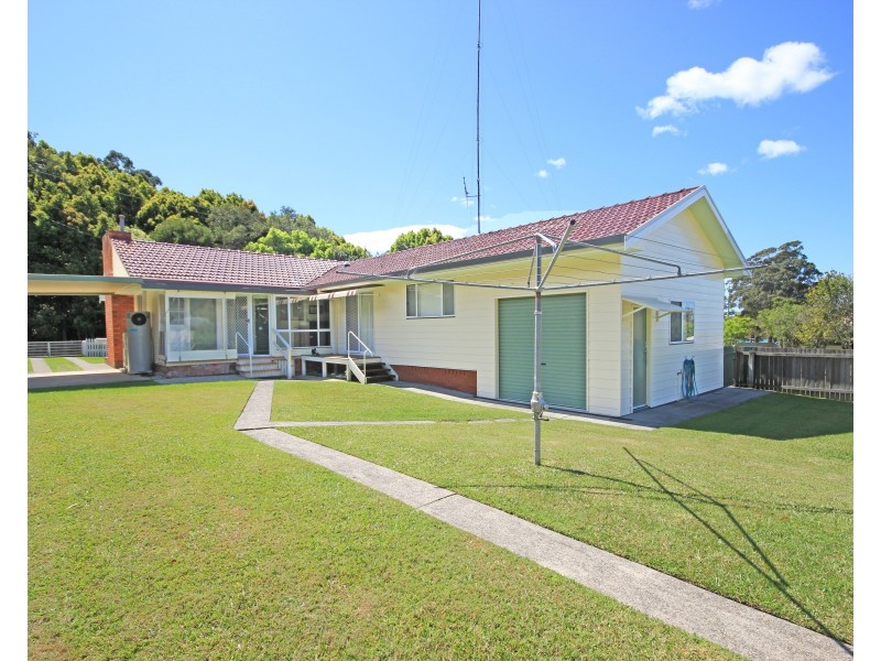2 Hanley Street, Laurieton NSW 2443